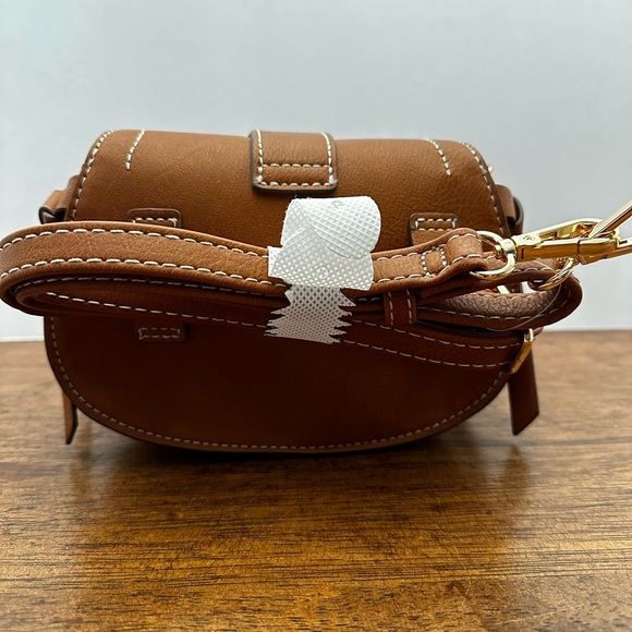 Rachel Zoe Edessi Vegan Leather Saddle Crossbody Belt Bag Brown Adjustable Strap - Picture 4 of 5